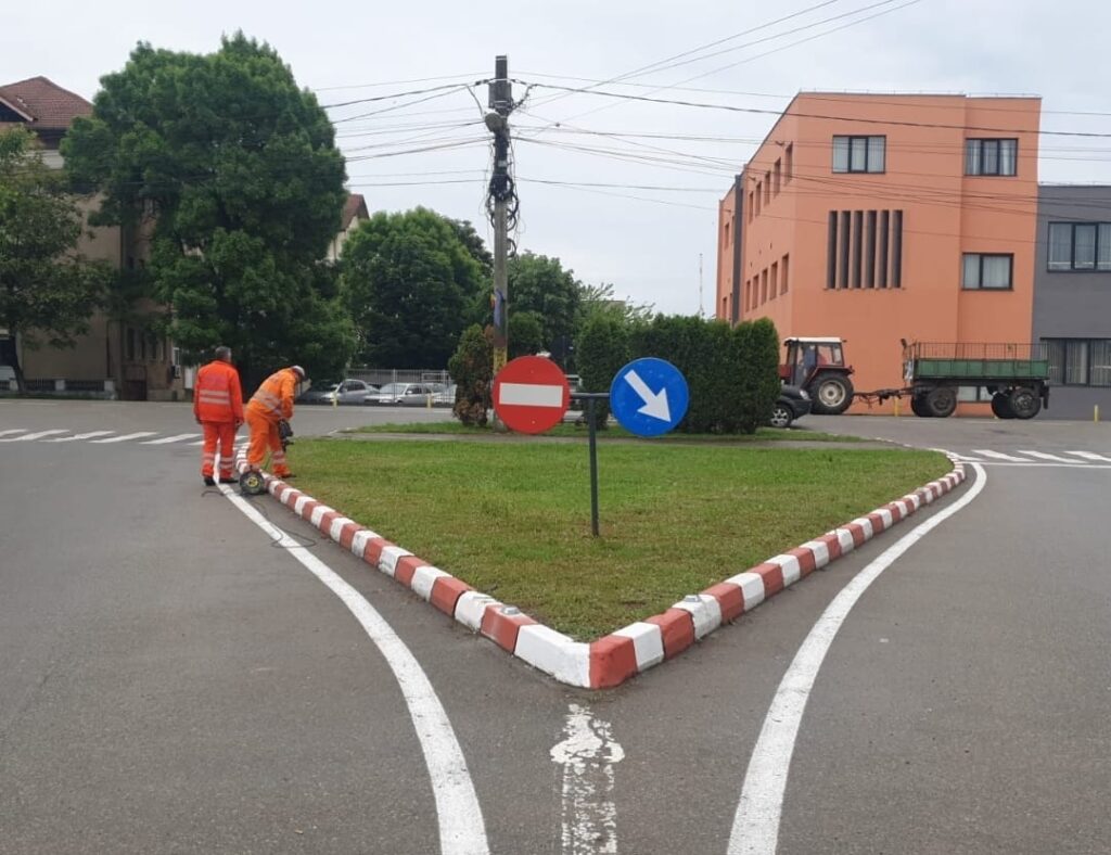 Modernizarea infrastructurii rutiere continuă la Motru - 19 mai 2023 AccentNews.ro