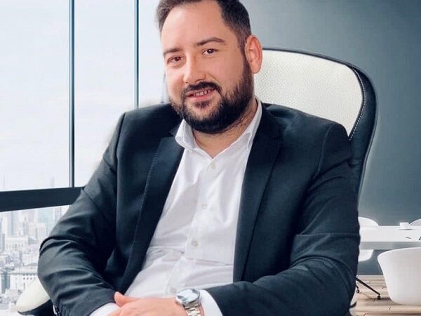 Rețeaua de canalizare din Stejari – pe ultima sută de metri