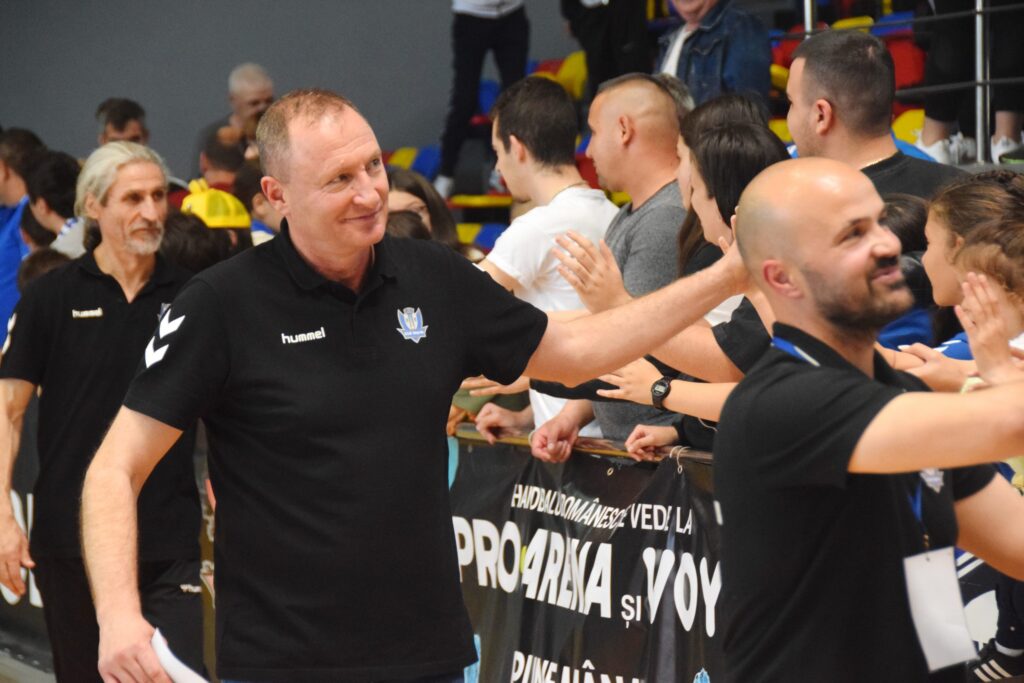 Obiectiv îndeplinit! Echipa de handbal continuă în Liga Florilor - 7 mai 2023 AccentNews.ro