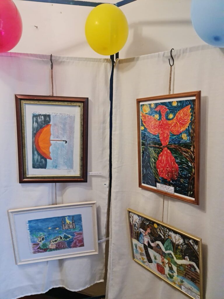 Sute de participanți la Salonul de Pictură ”Arte Mici” din Motru - 29 martie 2023 AccentNews.ro