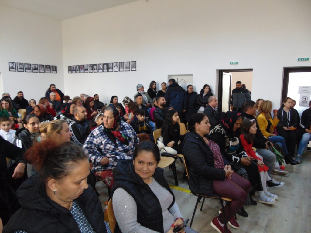 Ziua Internațională a Romilor, sărbătorită și la Scoarța - 10 aprilie 2023 AccentNews.ro