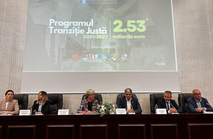 Târgu Jiu: Au fost lansate primele două ghiduri de finanțare pentru FTJ