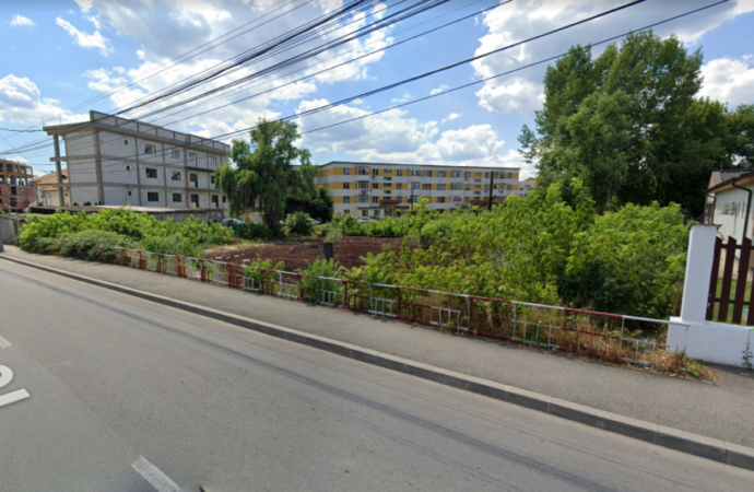 Parcare vizavi de sediul Complexului Energetic Oltenia