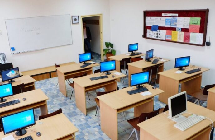 Unitățile de învățământ, dotate prin PNRR