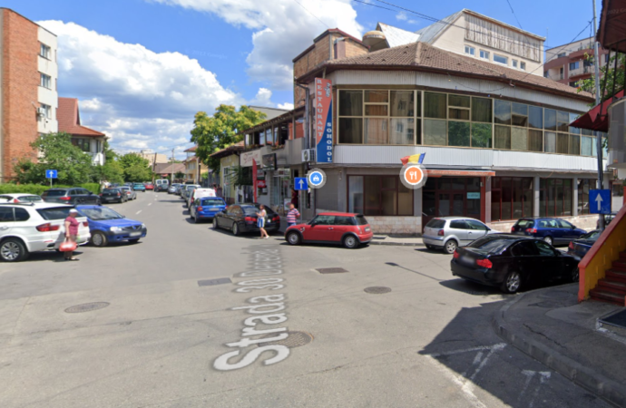 Fără sens unic pe strada 30 Decembrie