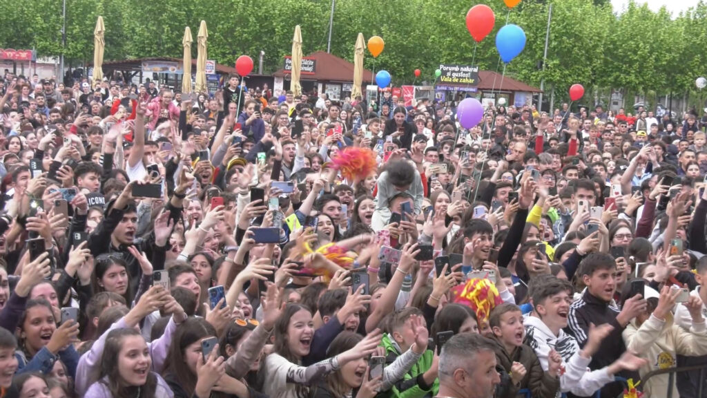 Zilele elevilor severineni, eveniment organizat în premieră în Drobeta Turnu Severin - 19 mai 2023 AccentNews.ro