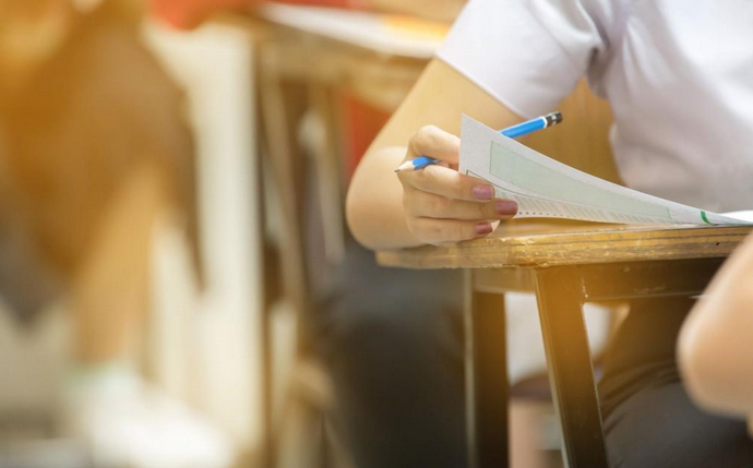 Peste 90 de absenți la prima probă de la Evaluare în Gorj