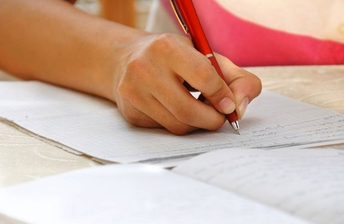 A început Bacalaureatul pentru 2.910 elevi din județ