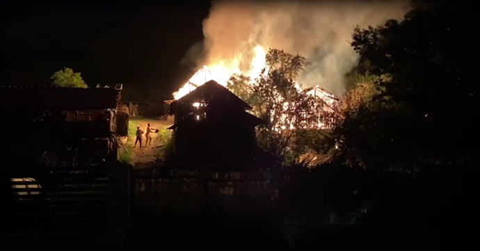 Incendiu la o anexă gospodărească din Jupânești