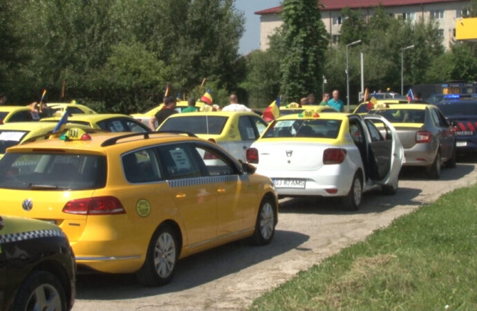 Protest al taximetriștilor în Târgu Jiu