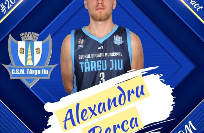 Oficial: Alex Berca, încă un an la CSM