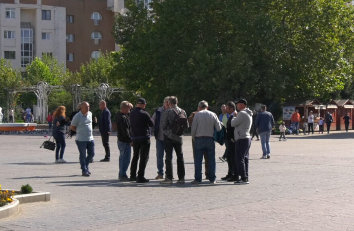 Începe să scadă numărul de membri la sindicatele din CEO