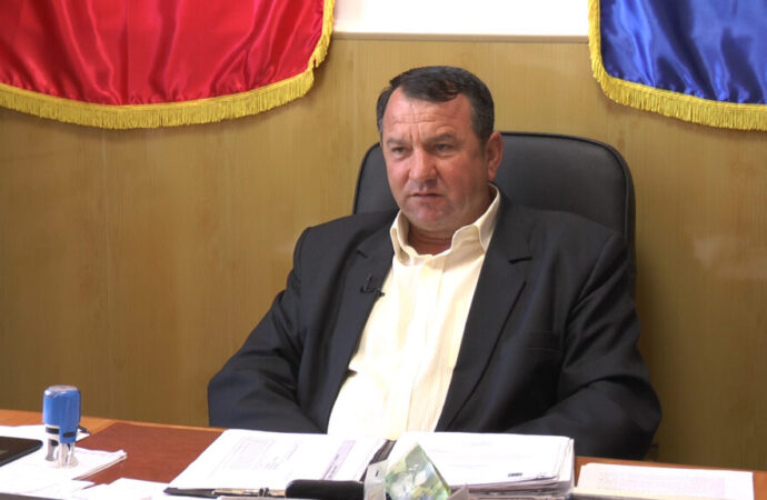 Primarul comunei Țicleni cere sprijinul prefectului Iulian Popescu