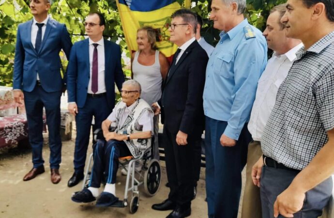 Veteran gorjean, sărbătorit la împlinirea a 103 ani