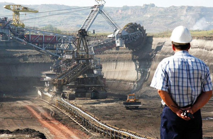 Cei care au lucrat în cariere ies la pensie, restul nu, potrivit unui lider sindical