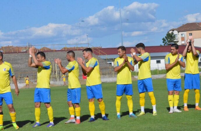Viorel Cojocaru, satisfăcut de comportarea fotbaliștilor săi. CSO Turceni caută primul succes în deplasare