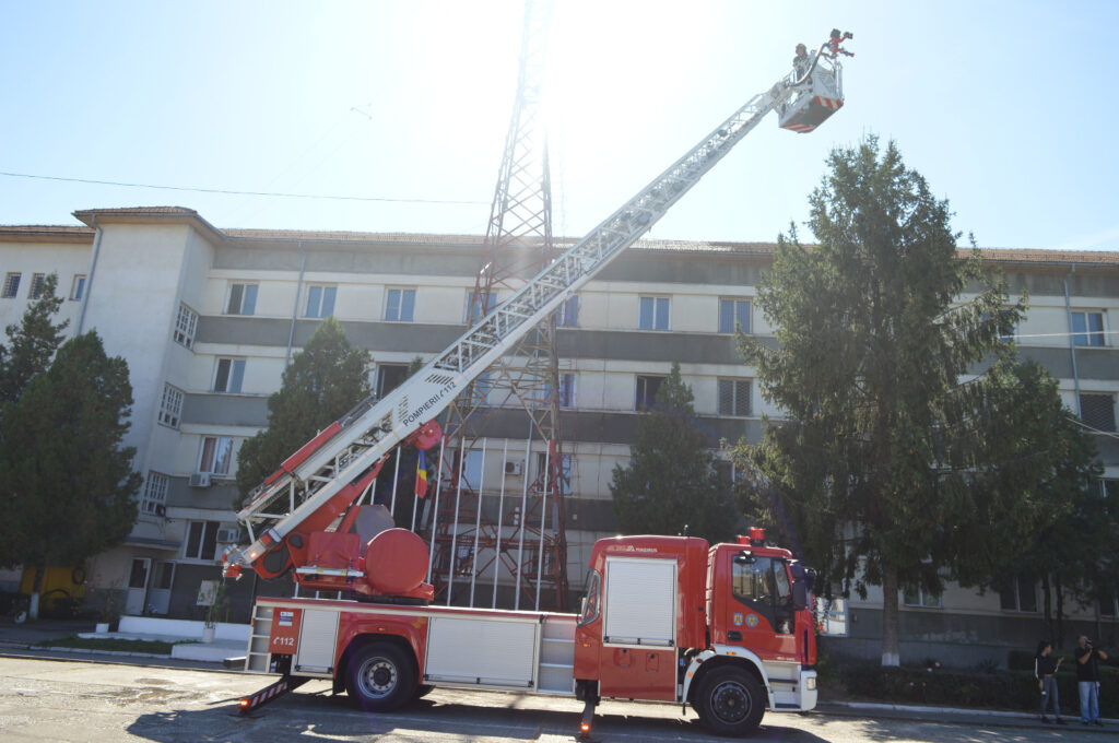 Exercițiu comun cu forțe și mijloace la Jandarmeria Gorj - 20 septembrie 2023 AccentNews.ro