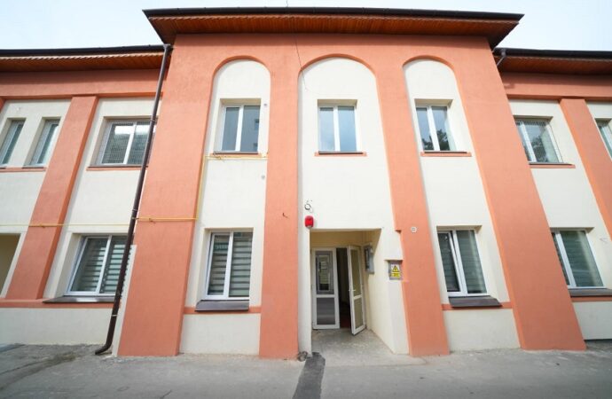 Lucrările de modernizare ale Secției imunodeficienți a Spitalului ”Victor Babeș” au fost finalizate în timp-record