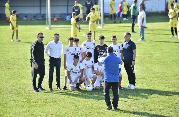 Olimpiada de fotbal din Dolj a ajuns la ediția a-II-a. Vezi clasamentul pe echipe!