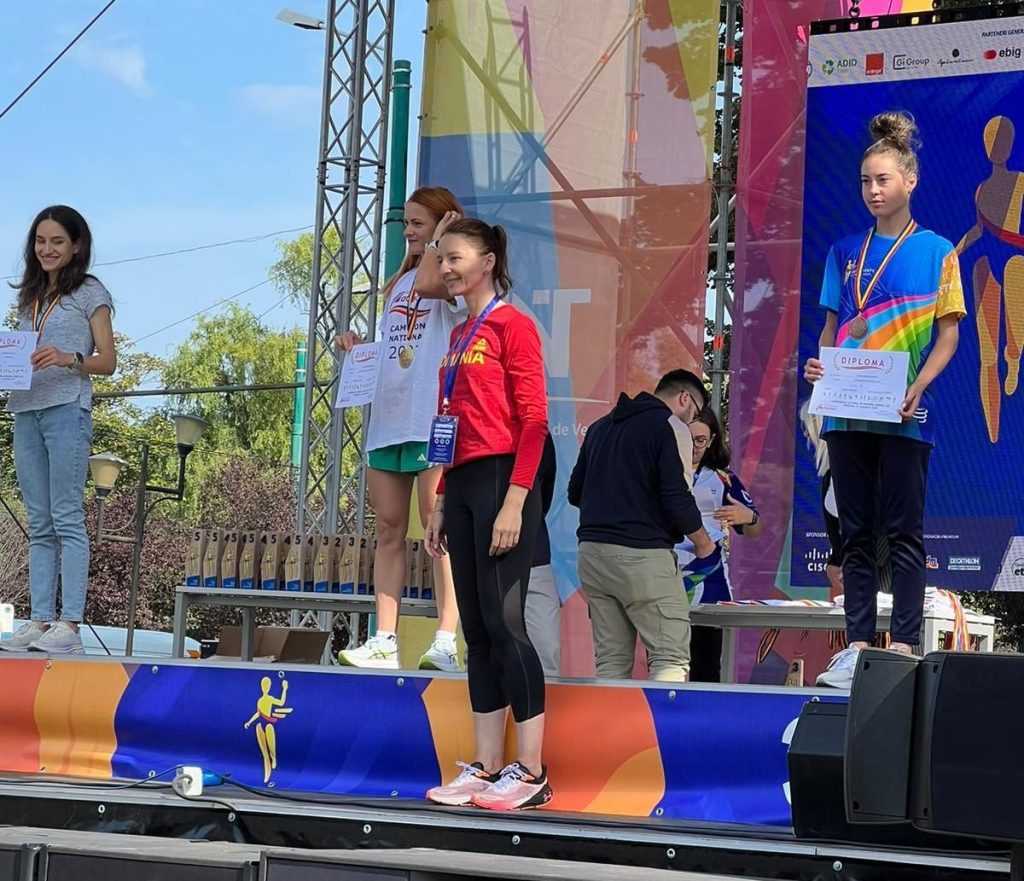 Şase medalii pentru atletele din Gorj după maratonul timișorean - 3 octombrie 2023 AccentNews.ro