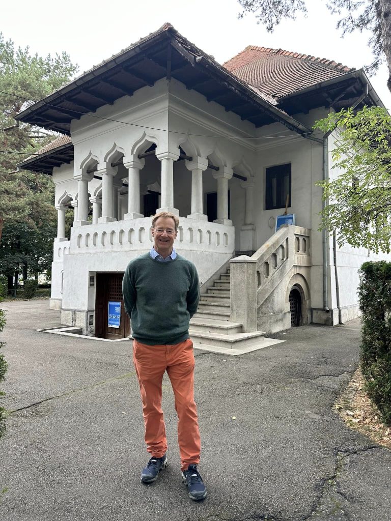 Prefectul de Gorj s-a întâlnit cu ambasadorul Belgiei - 10 octombrie 2023 AccentNews.ro