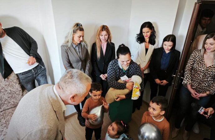 LOCUINȚĂ SOCIALĂ PENTRU O MAMĂ SINGURĂ CU PATRU COPII