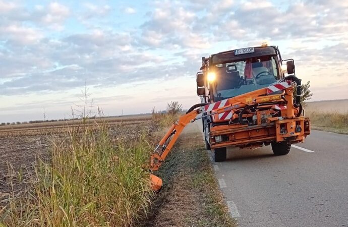 Utilaje de ultimă generație pentru întreținerea drumurilor județene din Dolj