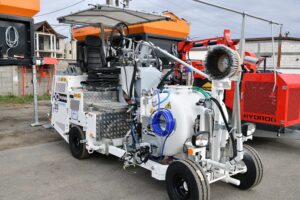 Utilaje de ultimă generație pentru întreținerea drumurilor județene din Dolj - 7 noiembrie 2023 AccentNews.ro