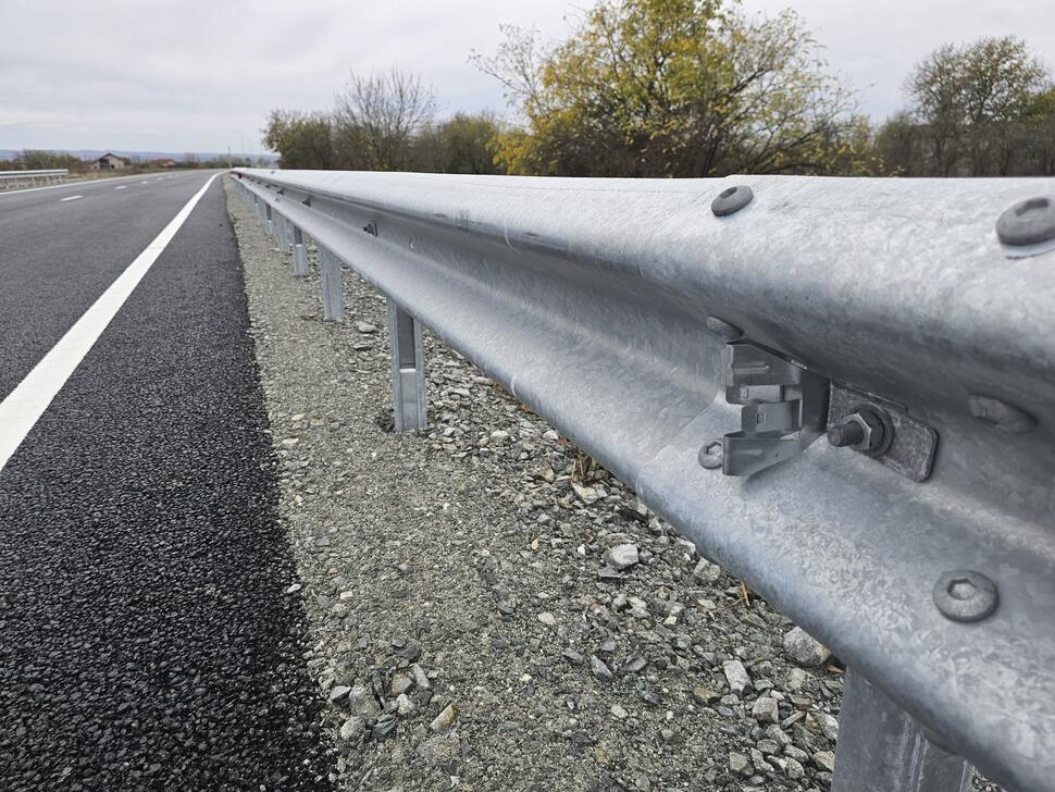 Catadioptrii de pe centura Târgu-Jiului, furați în nici 48 de ore - 9 noiembrie 2023 AccentNews.ro