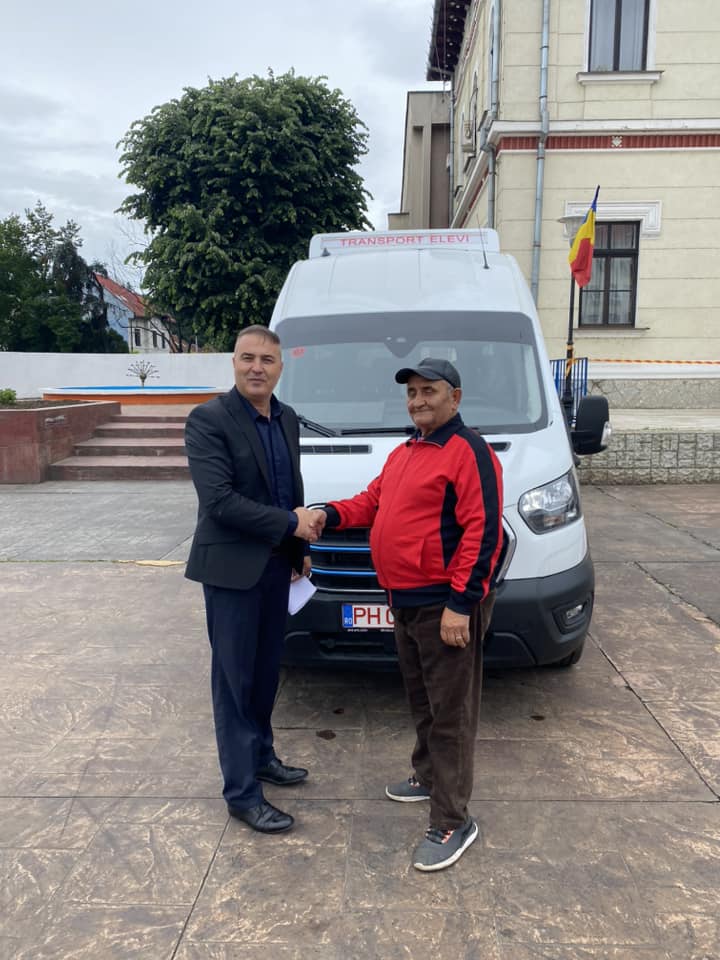 Microbuzele electrice distribuite până la finalul lunii iunie - 30 mai 2024 AccentNews.ro