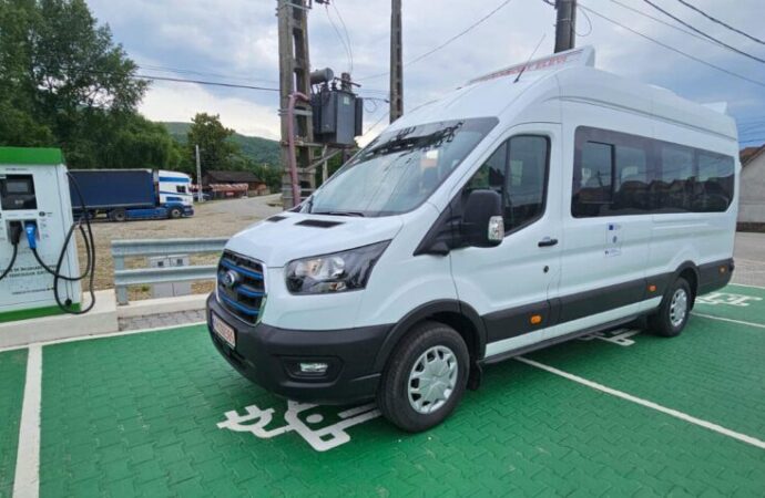Microbuzele electrice distribuite până la finalul lunii iunie
