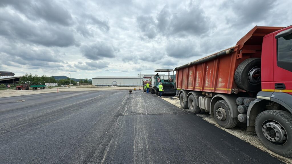 Târgul din Horezu, reamaenajat cu sprijinul Consiliului Județean Vâlcea - 30 mai 2024 AccentNews.ro