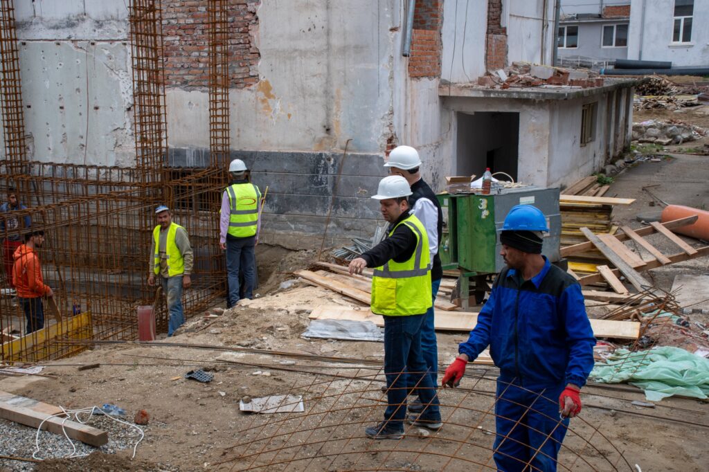 Spitalul Vechi din Râmnicu Vâlcea, în plin process de modernizare! - 28 mai 2024 AccentNews.ro