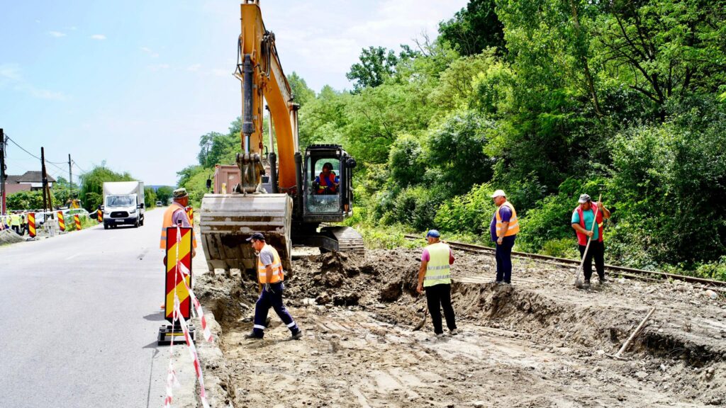 Consiliul Județean Vâlcea continuă sprijinirea investițiilor în județ - 13 iunie 2024 AccentNews.ro