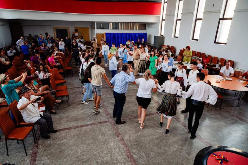 Festivalul „În vale pe Cărtior”, un adevărat succes - 29 iunie 2024 AccentNews.ro