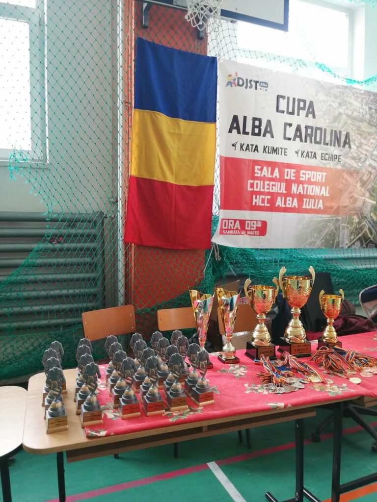 Karatiștii gorjeni au impresionat la Alba-Iulia - 25 martie 2025 AccentNews.ro