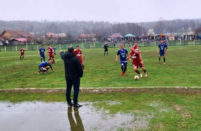 Două victorii și o înfrângere pentru echipele mari de la CSM