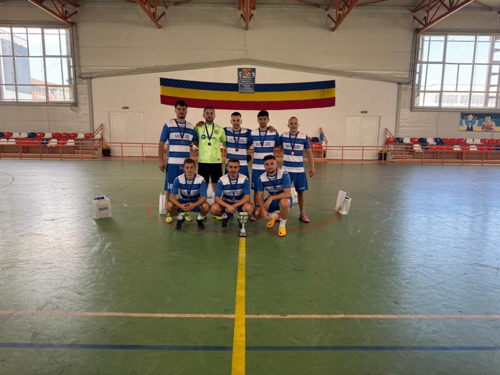 Campionii Siguranței: IPJ Gorj cucerește trofeul „Cupa Siguranței” Rovinari 2025! 2 Campionii Siguranței: IPJ Gorj cucerește trofeul „Cupa Siguranței” Rovinari 2025! - 24 mai 2025 AccentNews.ro