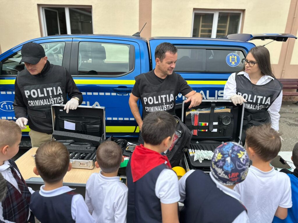 Siguranța copiilor, o prioritate pentru polițiști - 27 mai 2025 AccentNews.ro