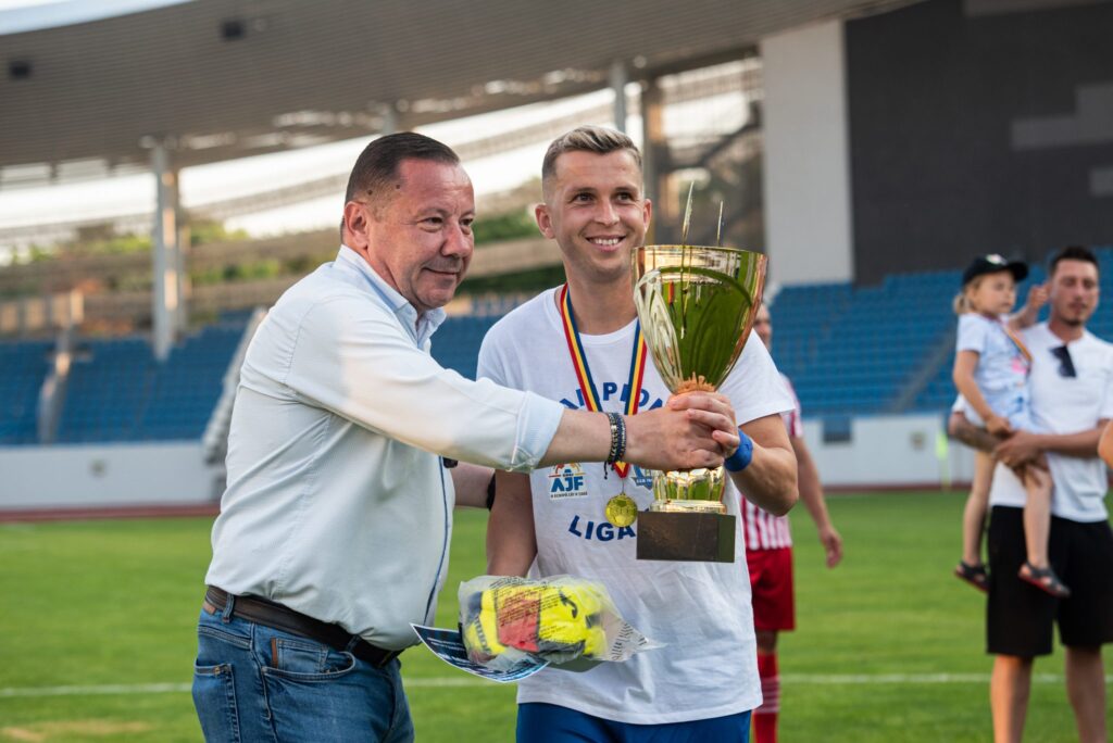 Campionii, concentrați pe baraj: “Vom fi pregătiți din toate punctele de vedere” - 9 iunie 2025 AccentNews.ro