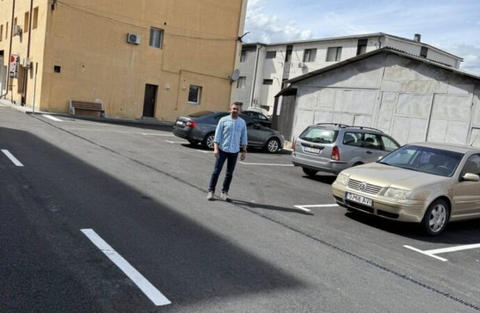 Noi locuri de parcare în Rovinari