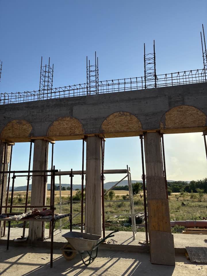 Turburea va avea cea mai mare mănăstire din Oltenia - 17 iulie 2025 AccentNews.ro