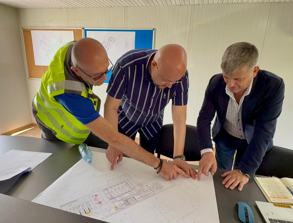 Se construiește noul CET din Vâlcea - 14 iulie 2025 AccentNews.ro
