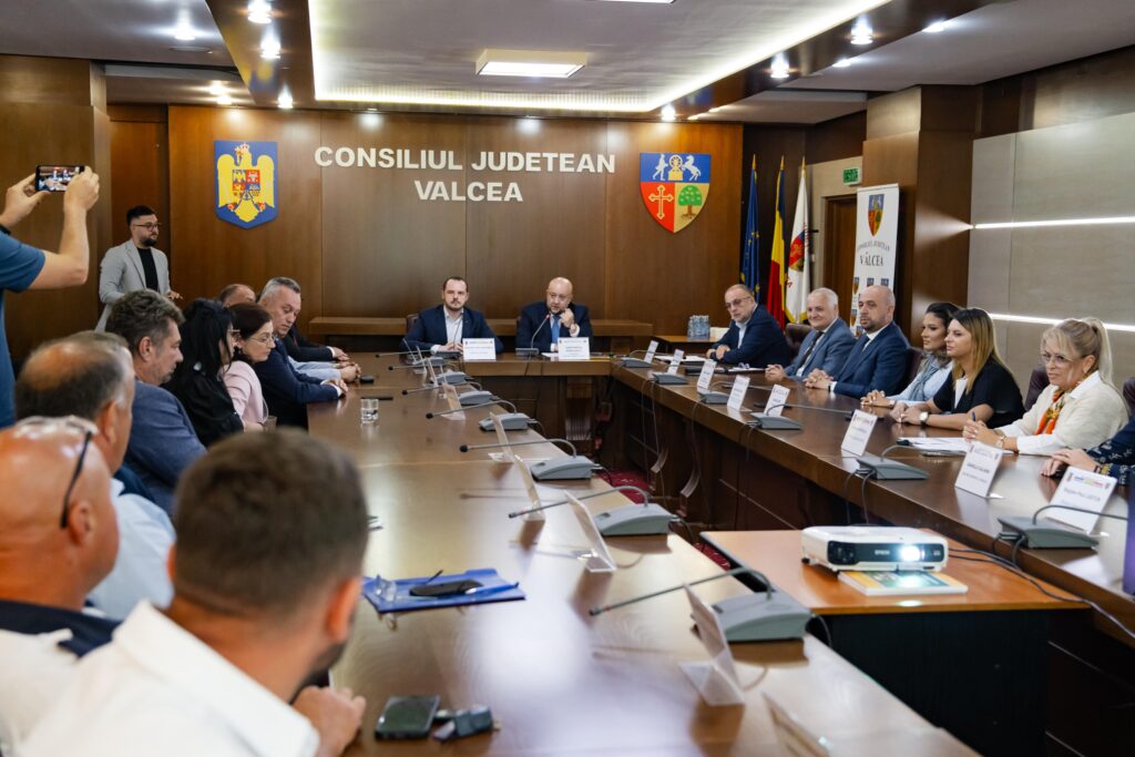 Consiliul Județean Vâlcea, lider în modernizarea serviciilor medicale 3 Consiliul Județean Vâlcea, lider în modernizarea serviciilor medicale - 25 august 2025 AccentNews.ro
