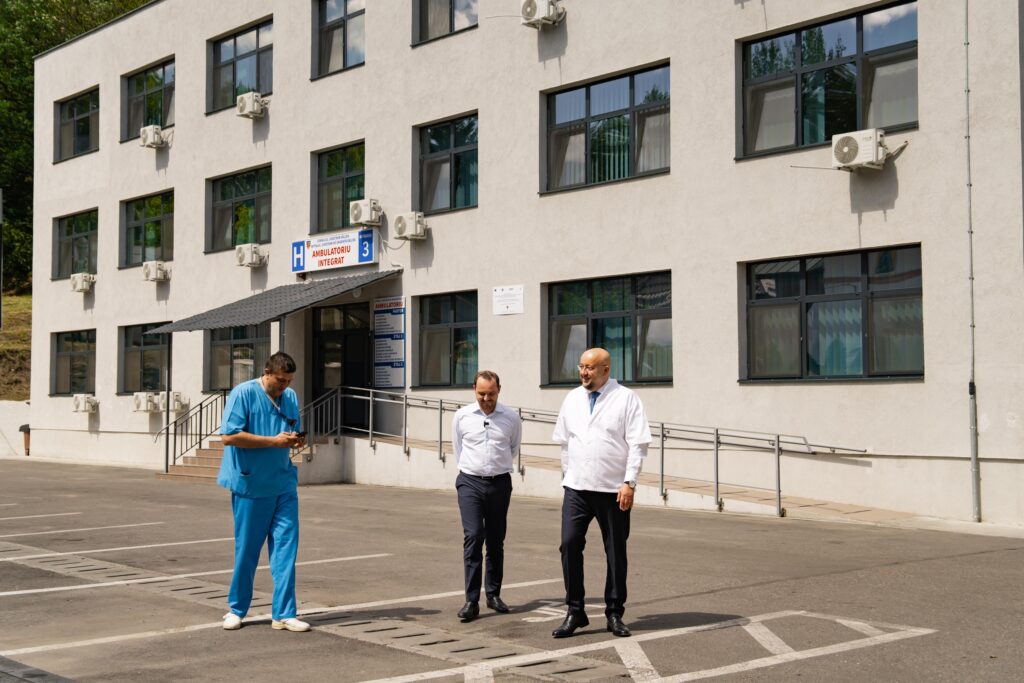 Consiliul Județean Vâlcea, lider în modernizarea serviciilor medicale 4 Consiliul Județean Vâlcea, lider în modernizarea serviciilor medicale - 25 august 2025 AccentNews.ro