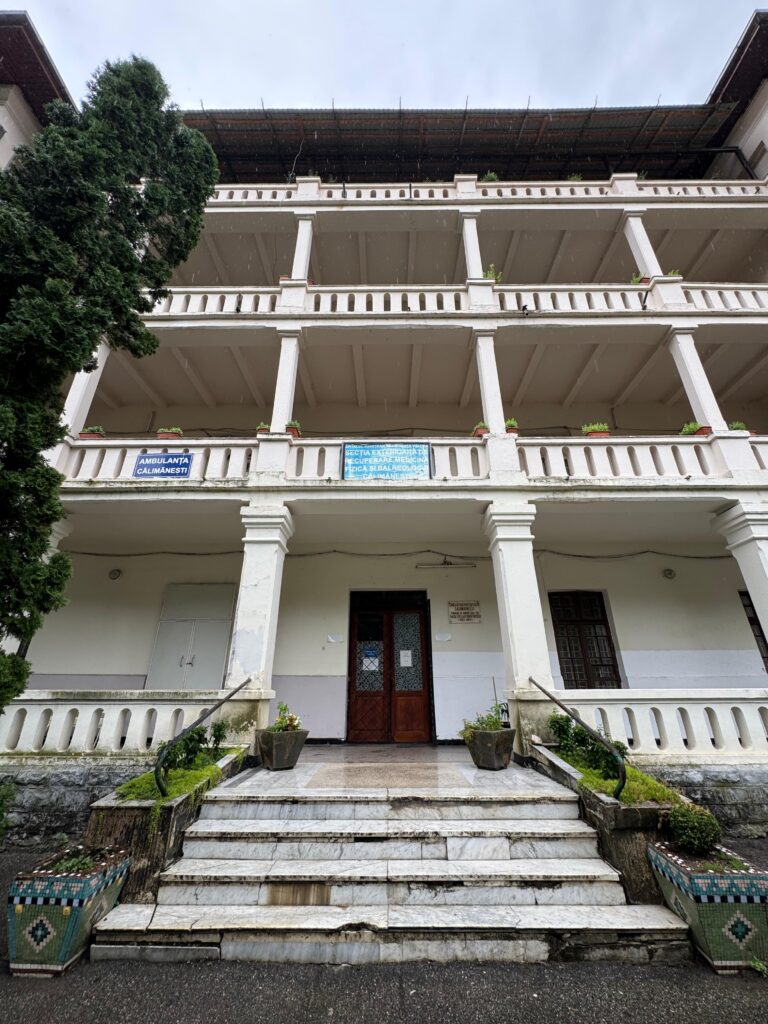 Clinica BFT din Călimănești, reabilitată cu bani europeni - 1 august 2025 AccentNews.ro