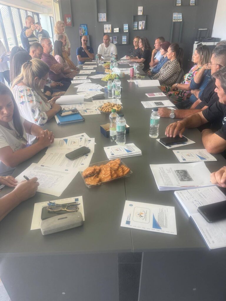 GAL Târgu Jiu accelerează proiectele de dezvoltare 2 GAL Târgu Jiu accelerează proiectele de dezvoltare - 28 august 2025 AccentNews.ro