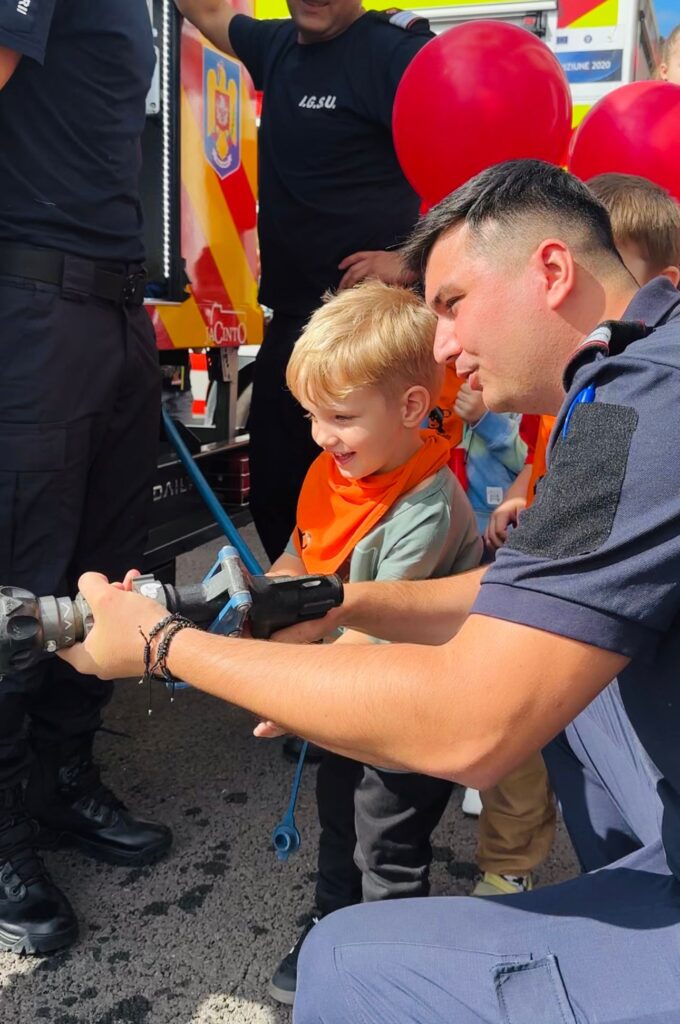 Copiii de la Teddy în vizită la ISU Gorj - 12 septembrie 2025 AccentNews.ro