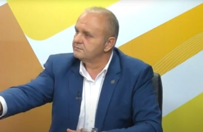 Acuzații grave la adresa primarului Mario Demezzo: CSM Slatina, gaura neagra a bugetului. Singurul scop este să-și satisfacă” acoliții și clica politică”