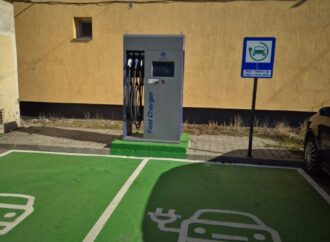 Cinci stații de încărcare pentru mașini electrice, inaugurate la Mătăsari